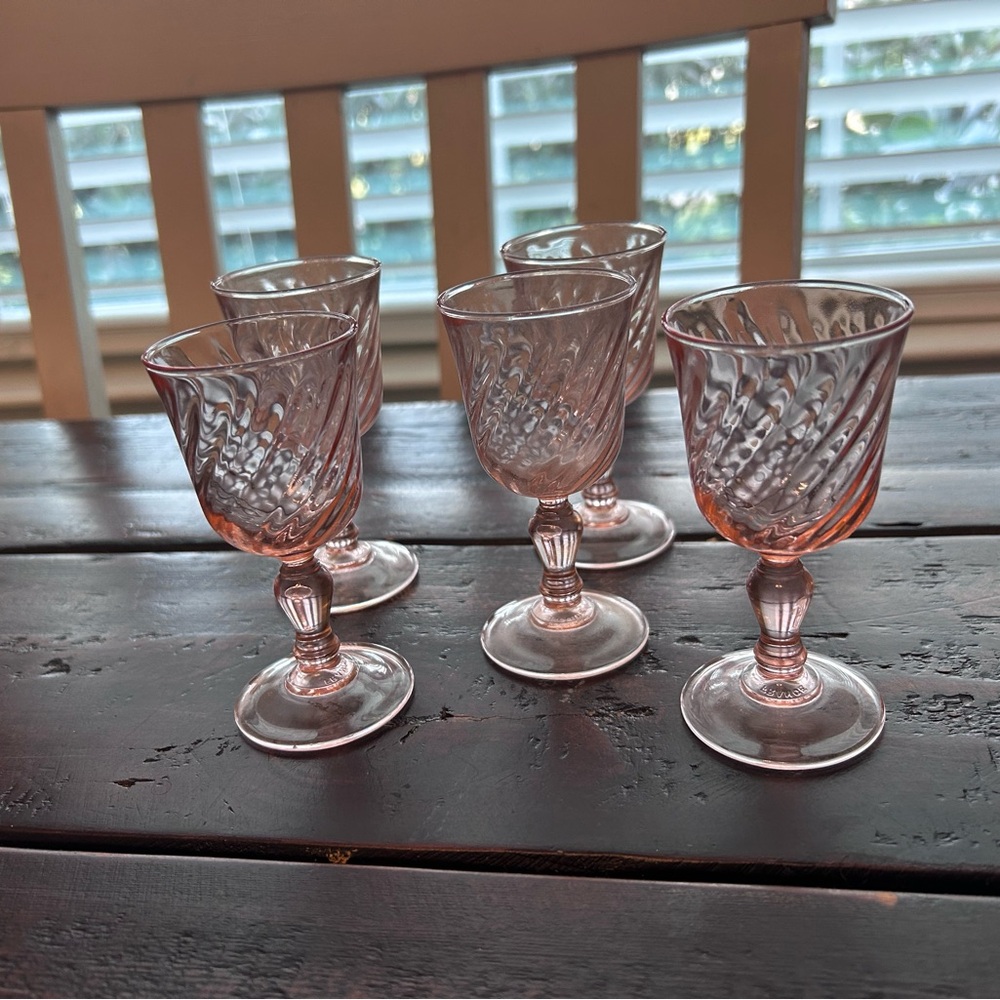 5 Vintage 70s French Rosaline Cordial Glasses, Luminarc Blush Pink Swirl Glasses